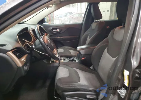 2014 Jeep Cherokee Latitude z USA, uszkodzony, nr VIN 1C4PJLCB2EW139335